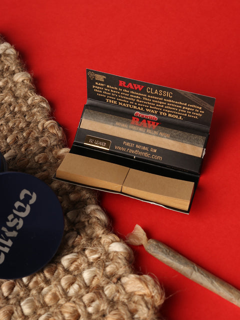 RAW Black Connoisseur 1 1/4 w Tip