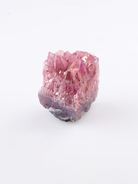 Coloured Aura Clusters