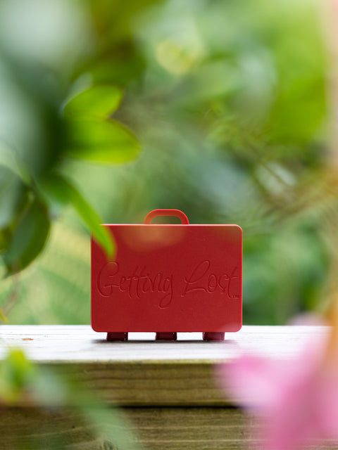 Getting Lost card holder suitcase