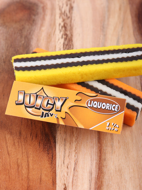 JJs Liquorice 1 1-4 Papers