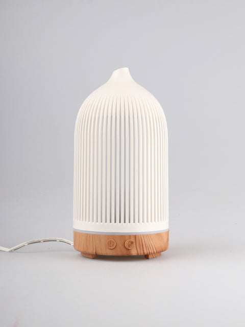 Aroma Diffuser White / Light Wood Base 200ml