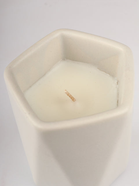 Monochrome Candle Coconut & Amber 5.6 OZ