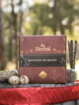 Premium Purification Incense Kit scented with Palo Santo Sagrada Madre